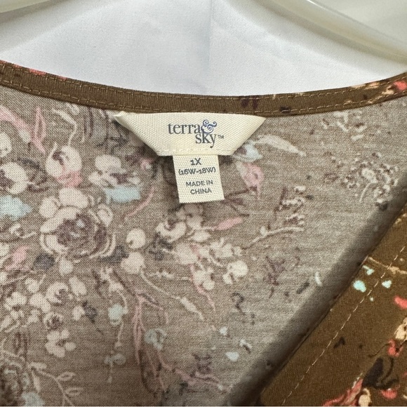 Brown dress flowers 1X 16-18W fall winter ruched sleeves faux wrap v neck floral - Picture 9 of 14